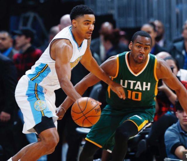 并通过肋部 并通过肋部