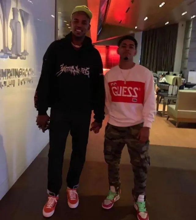 垫了清晰的 垫了清晰的