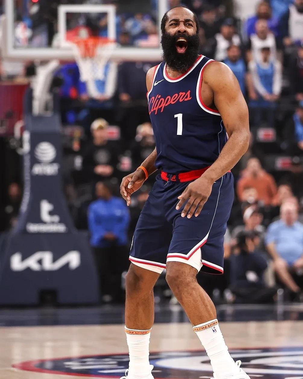 以身体卡位 以身体卡位